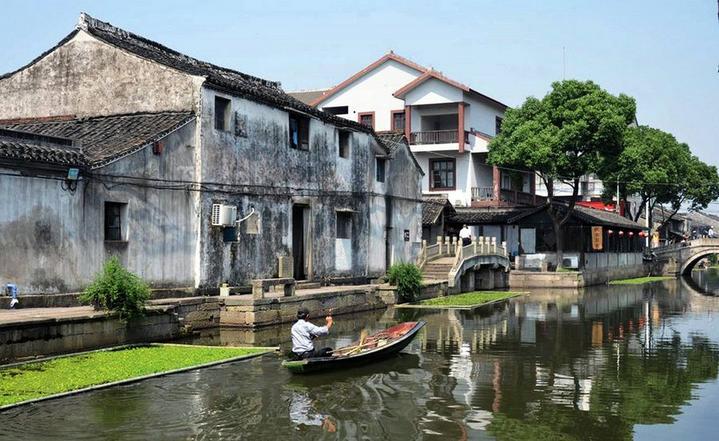 跳动的圆球